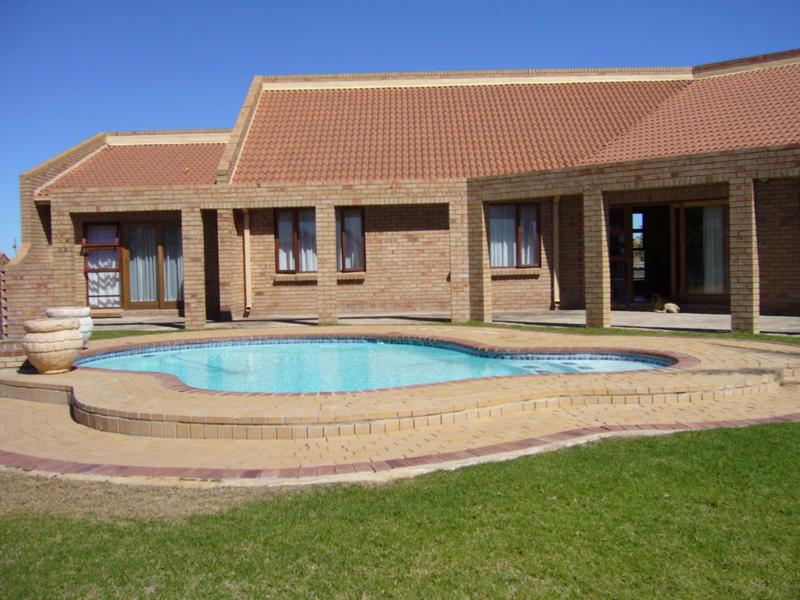 3 Bedroom Property for Sale in Oranjeville Free State